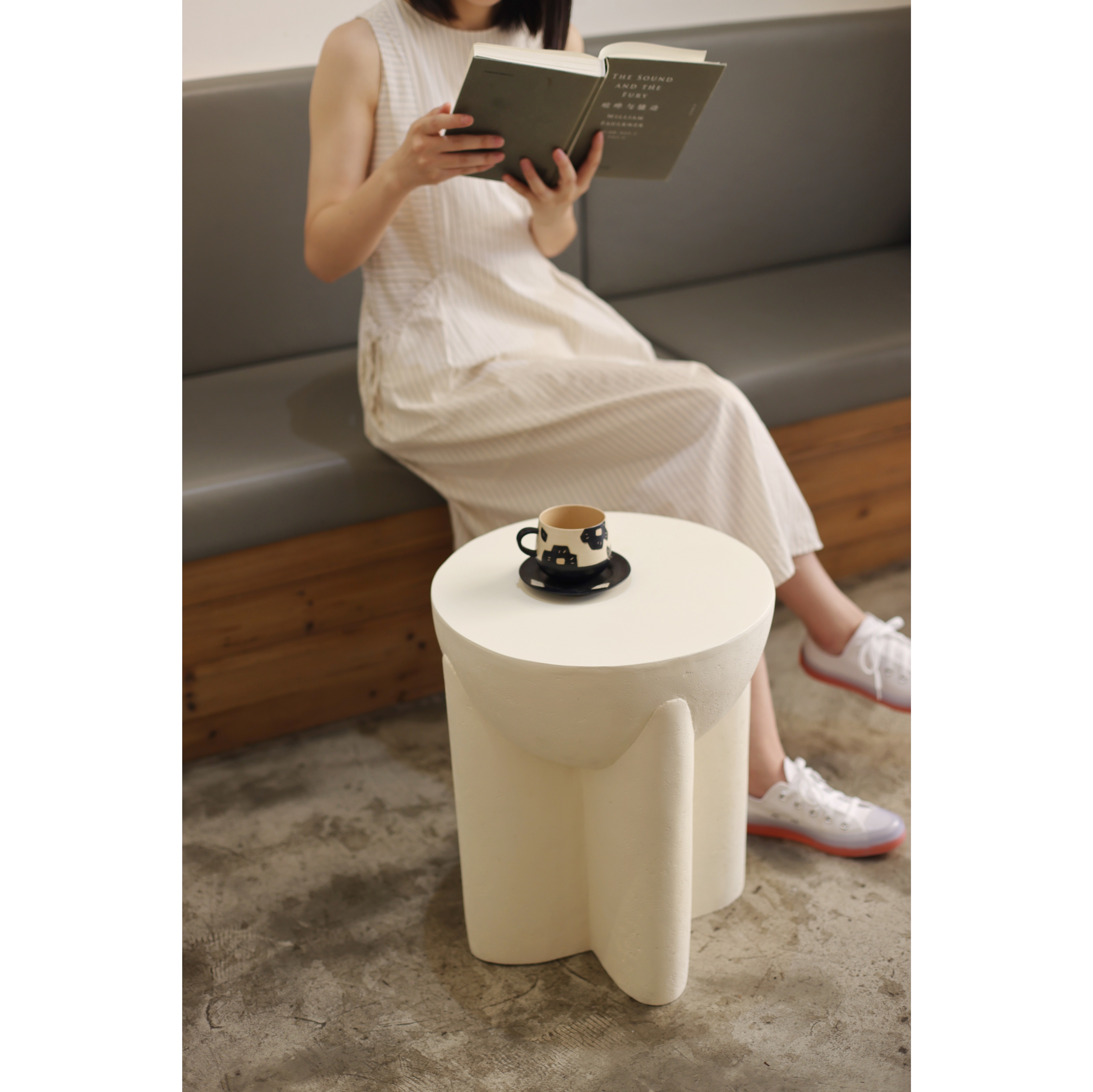 嘻物所奶油风极简约艺术边几