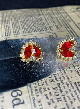 【BW中古】PAT打标浓金红色宝石耳夹