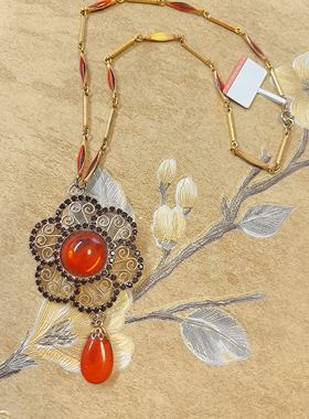 【BW中古】德产红琉璃手工掐丝花瓣款式吊坠胸针二合一，链子同款