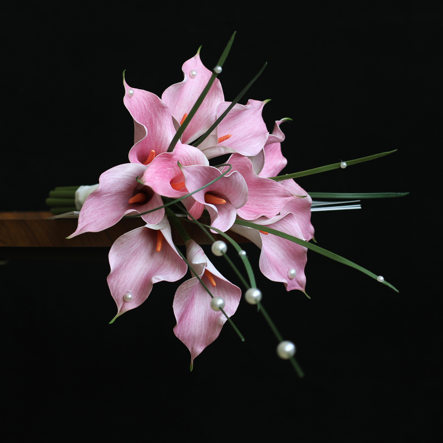 高级感仿真马蹄莲手捧花新娘领证拍照道具家居装饰软装摆件花束