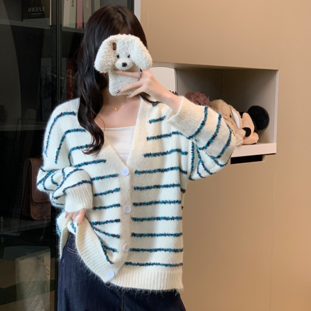 实拍2025秋季新款复古彩色条纹毛衣设计感宽松针织开衫外套女