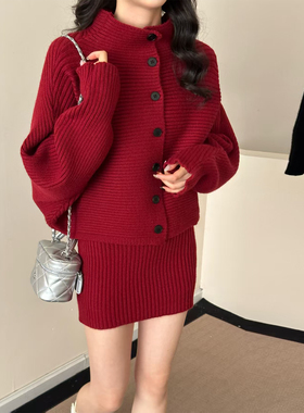圣诞穿搭红色高领毛衣连衣裙子女秋冬季2025新款法式内搭套装短裙