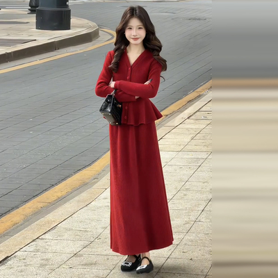 针织毛衣套装连衣裙子女秋冬季2025新款小香御姐风情万种包臀长裙