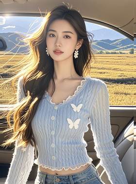 慵懒风2026早春季穿搭设计感小众高级感蓝色蕾丝针织开衫毛衣女装