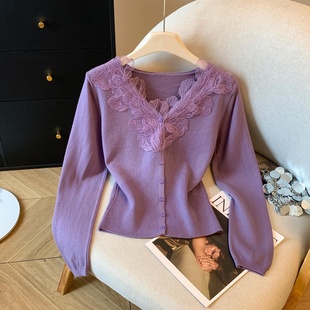 实拍秋冬气质法式蕾丝v领长袖打底针织衫修身内搭高级感减龄上衣