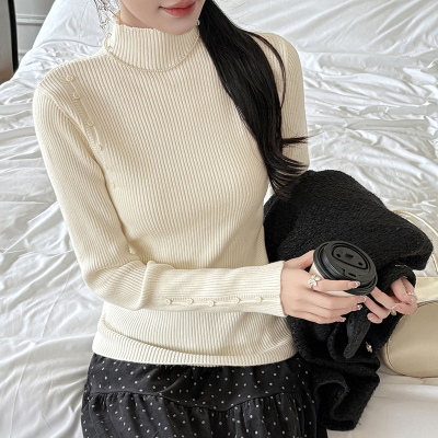 有货秋冬小高领打底衫女设计感肩斜扣上衣加厚双袖排扣内搭针织衫