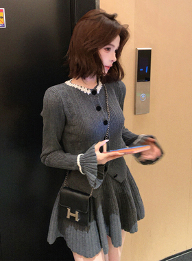 2025新款灰色针织毛衣连衣裙子女秋冬季清冷富家千金穿搭套装短裙