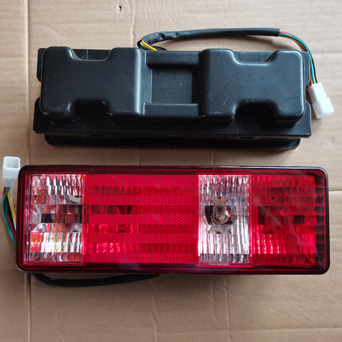 适配长安新豹mini跨越王x1x3 新豹t3后尾灯二代单排双排货车配件