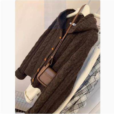 美拉德牛角扣连帽开衫毛衣女秋冬温柔风麻花针织外套软糯外穿上衣,女装/女士精品,毛衣,淘宝优惠券,粉丝福利购,淘宝优惠卷