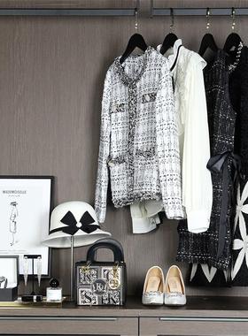 衣帽间摆件小香风女士服饰装饰品