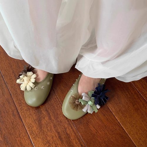 6.18日新品鞋大师2025夏季diy小花朵拼色真皮浅口平底鞋小单鞋女