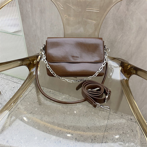 小方包油蜡皮休闲软皮单肩斜跨包