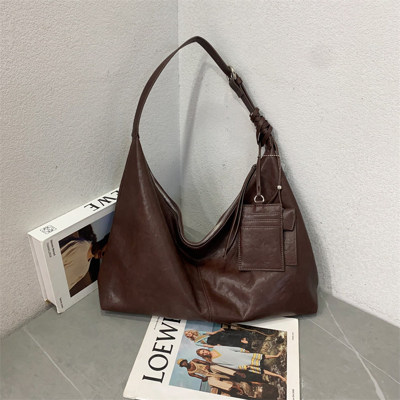 2025新款韩版时尚托特包休闲慵懒风腋下单肩包软皮手提包斜跨包女