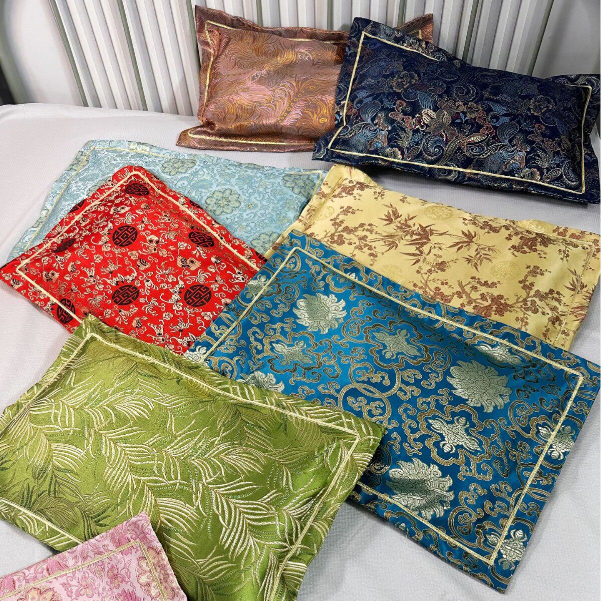 精美金边织锦缎枕套中式国风复古织锦缎枕芯成人枕套单人无填充物