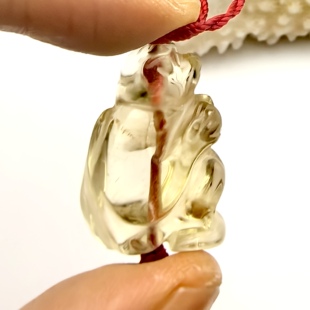 天然黄水晶生肖猴吊坠挂坠男女款情侣招财旺运镇定心神护身符A33