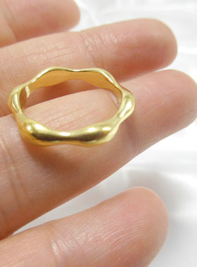 钛钢金色质感花瓣欧美风戒指