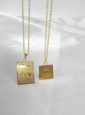 皇后钛钢金色方块硬币项链