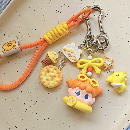 QOQO陪你去看海萌粒小海妞白色可爱相机包挂件春夏季女生闺蜜礼物