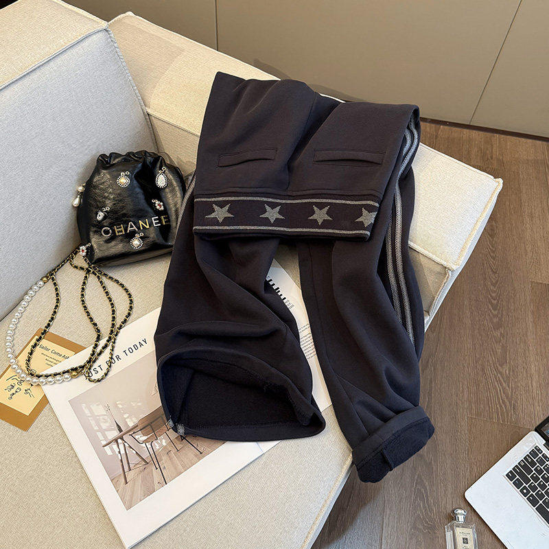 慵懒风星星装饰高级感休闲卫裤女冬季新款加绒加厚直筒阔腿运动裤,女装/女士精品,卫裤,淘宝优惠券,粉丝福利购,淘宝优惠卷