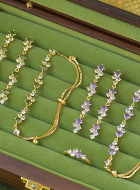 F515法式重工长款显脸小橄榄绿紫色锆石精致轻奢手链蚊香盘戒套装