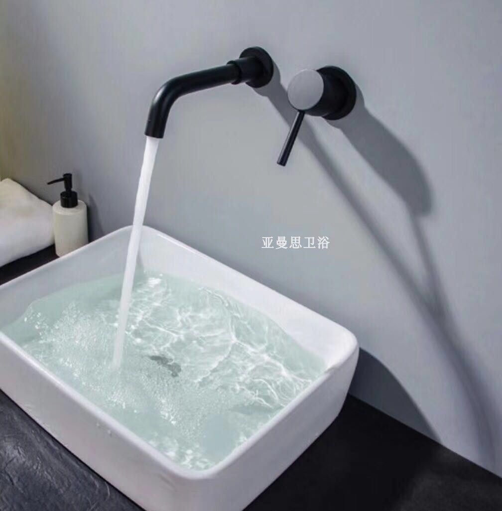 暗装嵌入墙浴室柜复古黑色水龙头