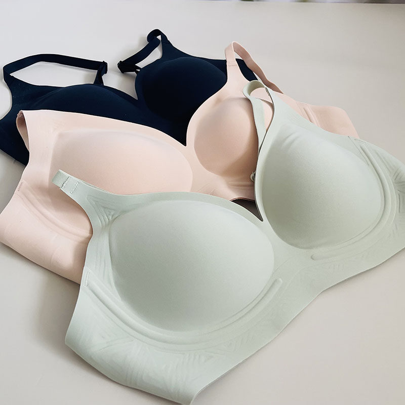 女士文胸水滴杯无痕裸感果冻胶条上托舒适无钢圈内衣女不卷边