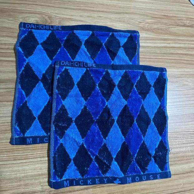 外贸剩余双面毛圈提花蓝色菱形MIK MOUS舒适吸水小方巾口水巾清仓在类目 居家布艺, 毛巾/浴巾/浴袍, 毛巾/面巾中 - 来自Buy2taobao.com提供专业的淘宝代购服务