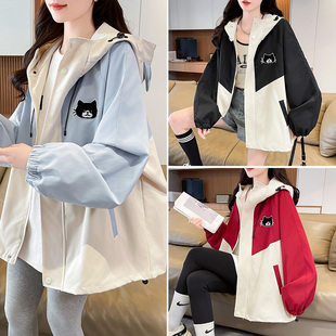 潮流时尚连帽工装外套女2026春新款初高中学生宽松休闲夹克冲锋衣