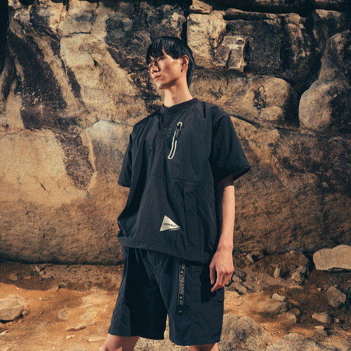 Gramicci X And Wander 26SS 小野人拼接梭织圆领套头休闲短袖T恤