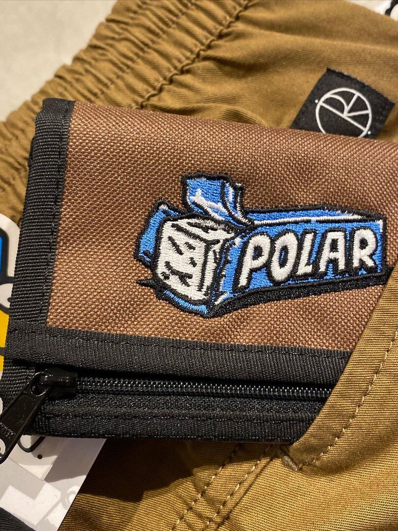 WOO POLAR SKATE CO BUBBLEGUM WALLET BUBBLEGUM EMBROIDERED STORAGE CARD WALLET