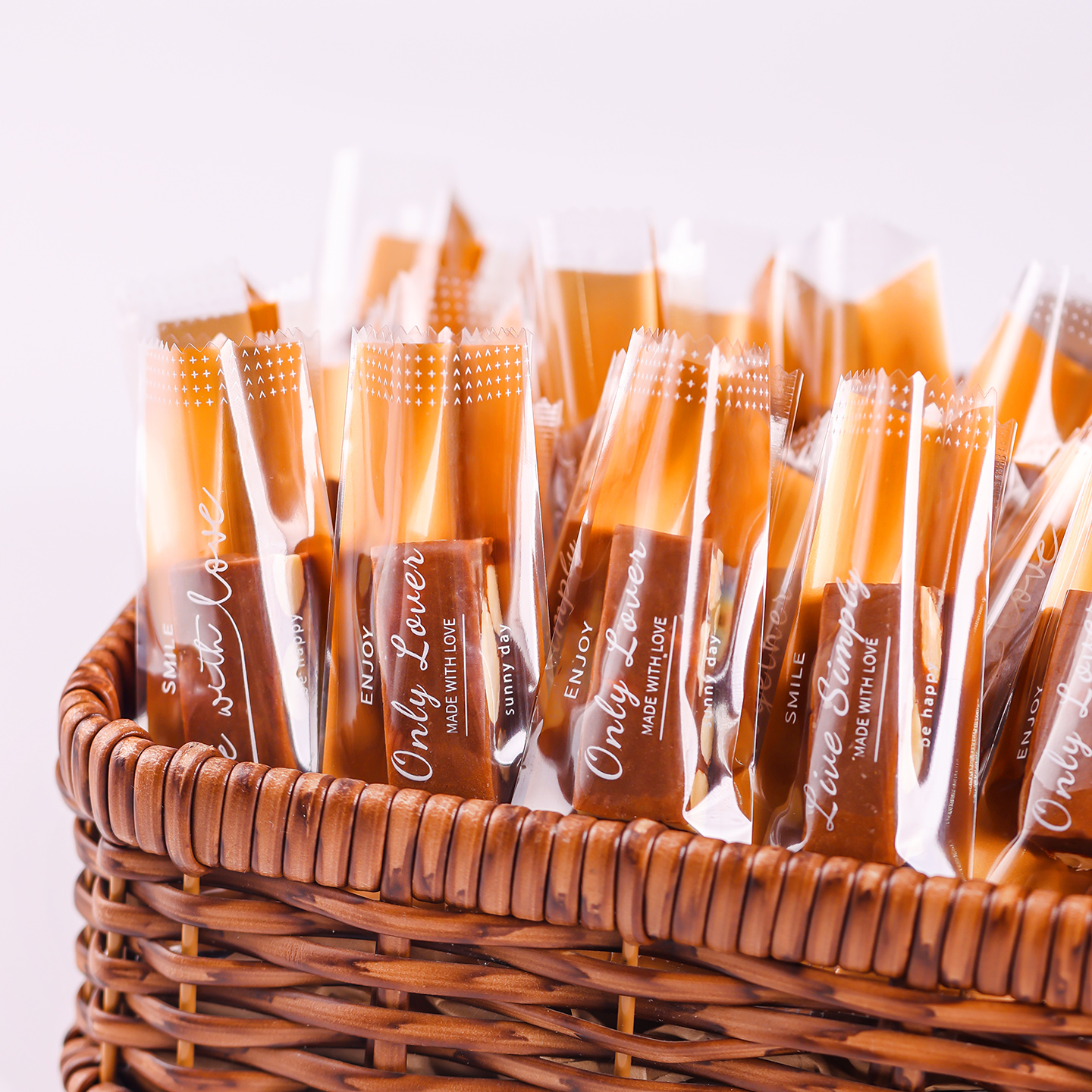 太妃糖牛轧糖包装袋海盐杏仁机封袋雪花酥烘焙糖果咖啡小袋子糖纸