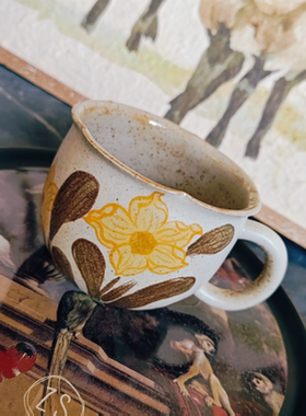 景德镇手作粗陶粉引手绘古着黄色百合花图案花口咖啡杯马克杯孤品