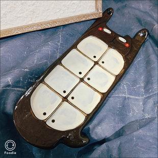 景德镇手捏手绘猫咪八块腹肌造型分割陶瓷盘甜品首饰盘孤品