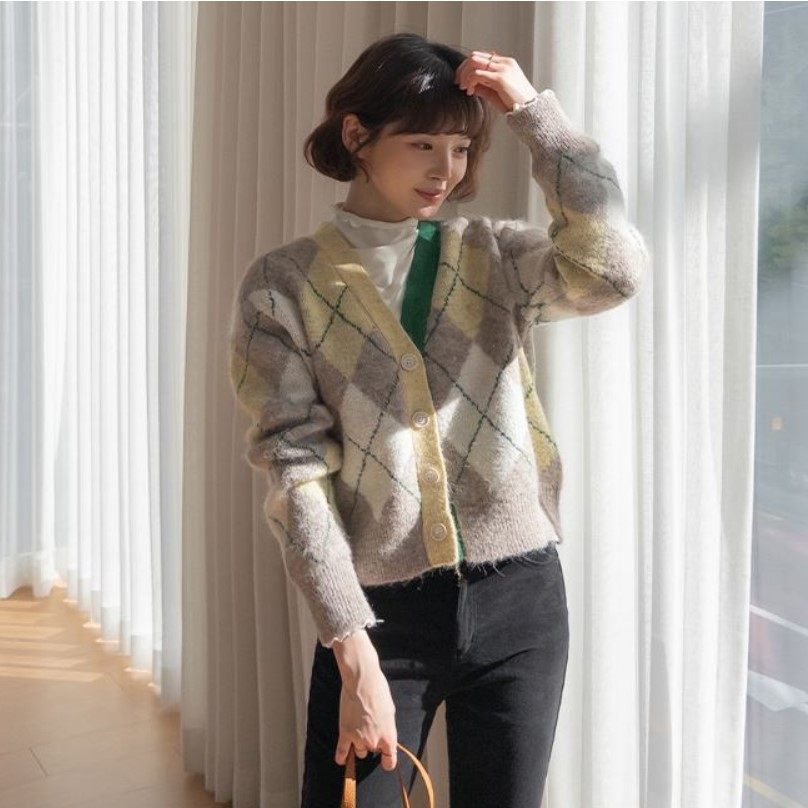 My girl冬季新款韩国代购流行时尚舒适百搭甜美淑女V领开襟针织衫