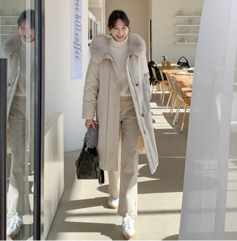 冬季新款韩国代购舒适大毛领流行百搭时尚风长款保暖羽绒服外套