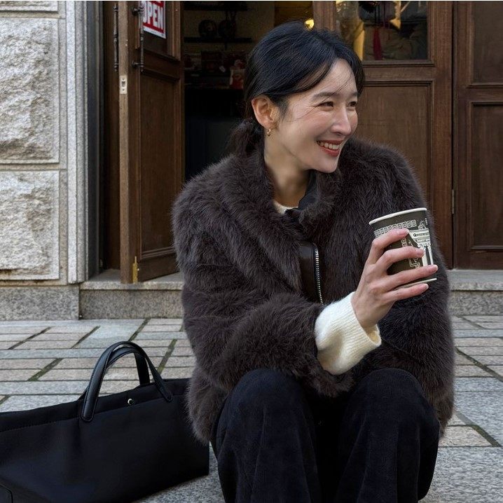 冬季新款韩国代购流行时尚简单百搭纯色休闲风舒适保暖毛绒绒外套