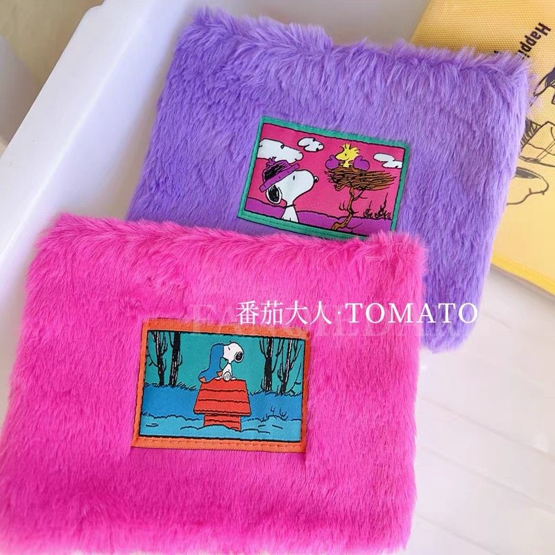 现货日本带回史努比冬季限定炫彩毛毛零钱包 杂货收纳包卡包,模玩/动漫/周边/娃圈三坑/桌游,动漫水杯/居家/百货,淘宝优惠券,粉丝福利购,淘宝优惠卷