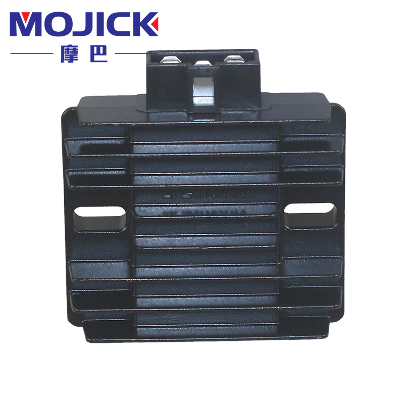 适用豪爵U100踏板车HJ100T-11/11A原装稳压整流器充电硅稳压器