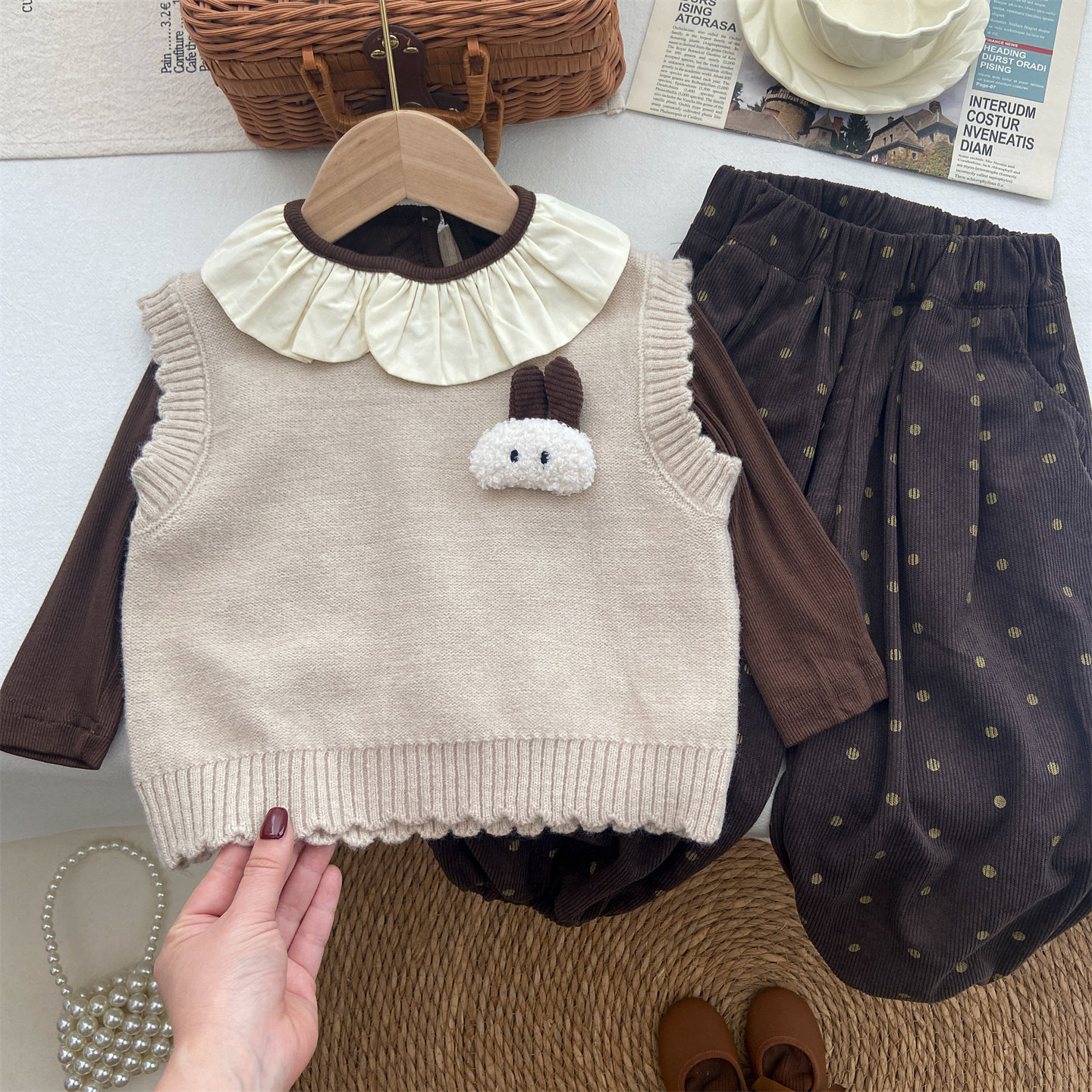 女童套装2026新款春秋季宝宝韩系洋气针织马甲圆点灯笼裤三件套潮,童装/婴儿装/亲子装,套装,淘宝优惠券,粉丝福利购,淘宝优惠卷