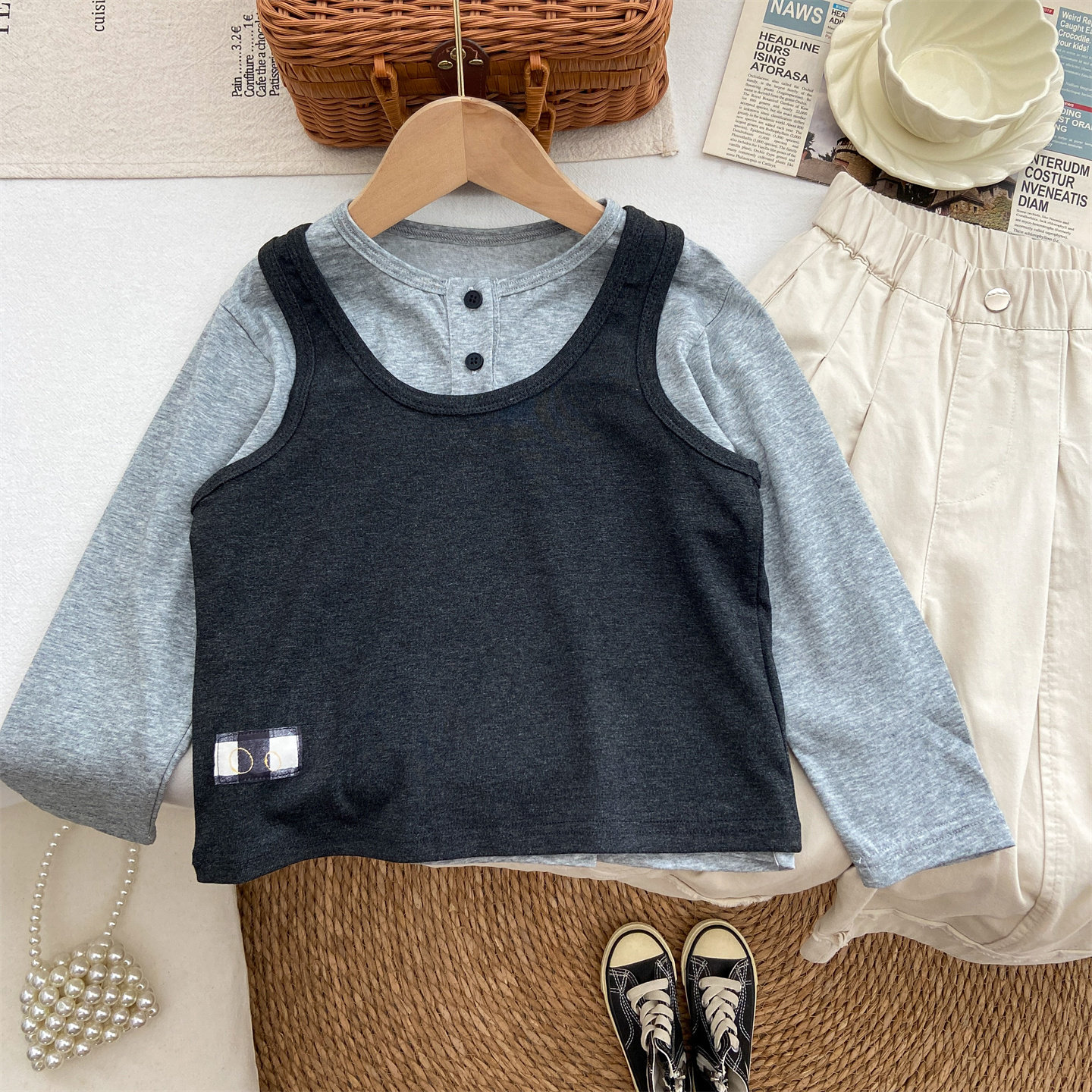 女童春装上衣宝宝春秋季2026新款韩系洋气灰色长袖t恤背心两件套
