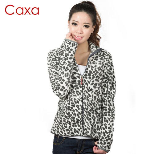 Caxa豹纹冬季冲锋连帽修身抓绒衣