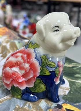 中国陶瓷釉下彩站着发财小猪纯手绘工艺摆设装饰收藏