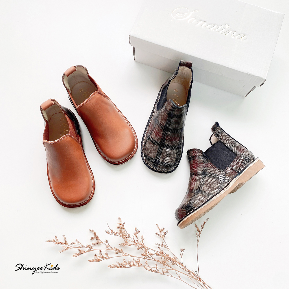 意大利秋冬新款儿童格纹皮鞋