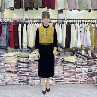 2026春季新款长袖圆领丝绒连衣裙新中式国风马夹长裙休闲女两件套