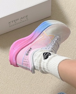 特步260x跑步鞋男女运动鞋减震回弹跑鞋碳板训练鞋中考体育生跑鞋