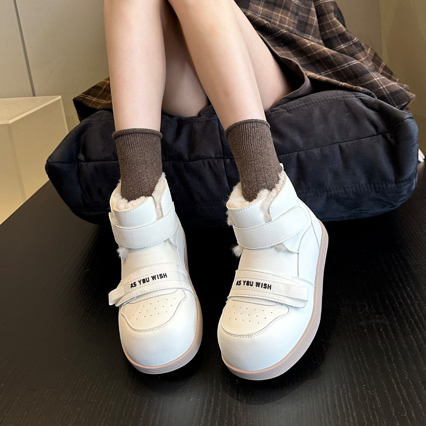 雪地靴也穿得时髦~韩版大东北冬季加绒真皮厚底高帮大棉鞋女棉靴,女鞋,时尚雪地靴,淘宝优惠券,粉丝福利购,淘宝优惠卷