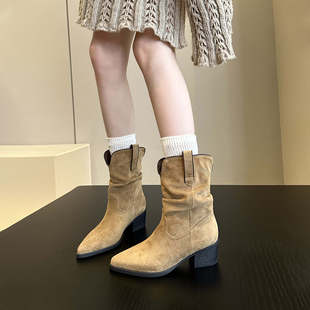 穿搭 欧美风绒面复古尖头v口褶皱堆堆靴西部牛仔靴女短靴子 绝品
