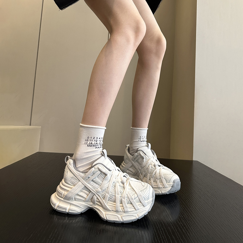 透气时尚百搭舒适一脚蹬休闲运动