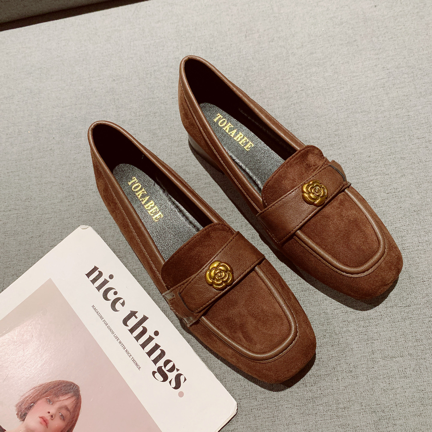 复古方头山茶花装饰低跟乐福鞋女