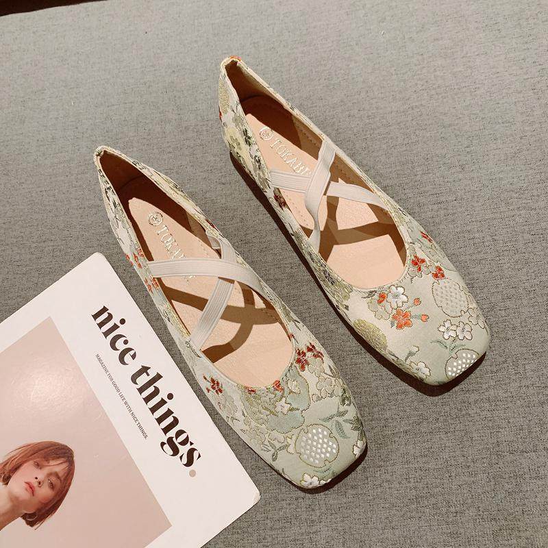 新中式国风刺绣花单鞋女2025年新款春季百搭低跟软底旗袍鞋豆豆鞋